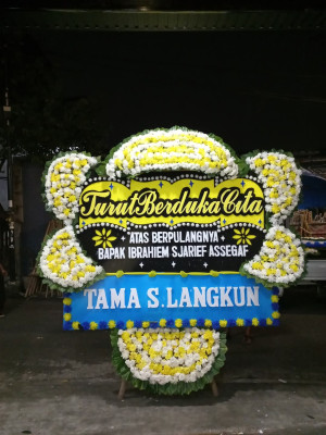 Papan Bunga Duka di Dullah