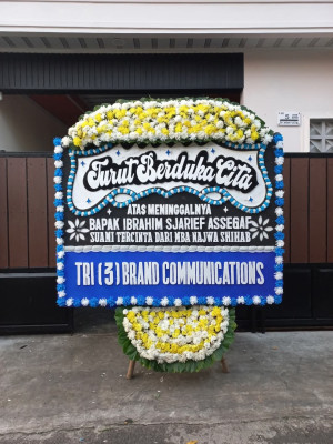 Papan Bunga Duka di Dullah